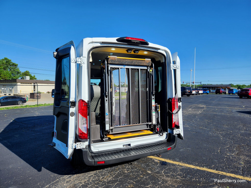 Used 2020 Ford Transit 250 Medium Roof RWD image 15