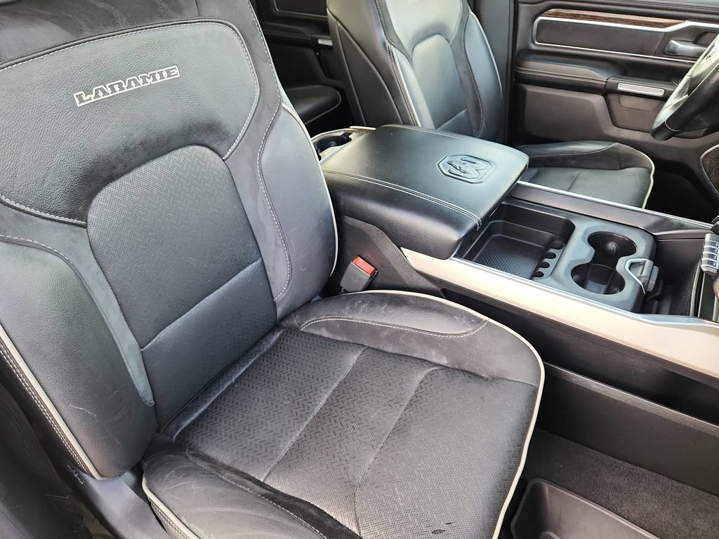 Used 2019 RAM 1500 Laramie AWD/4WD image 13