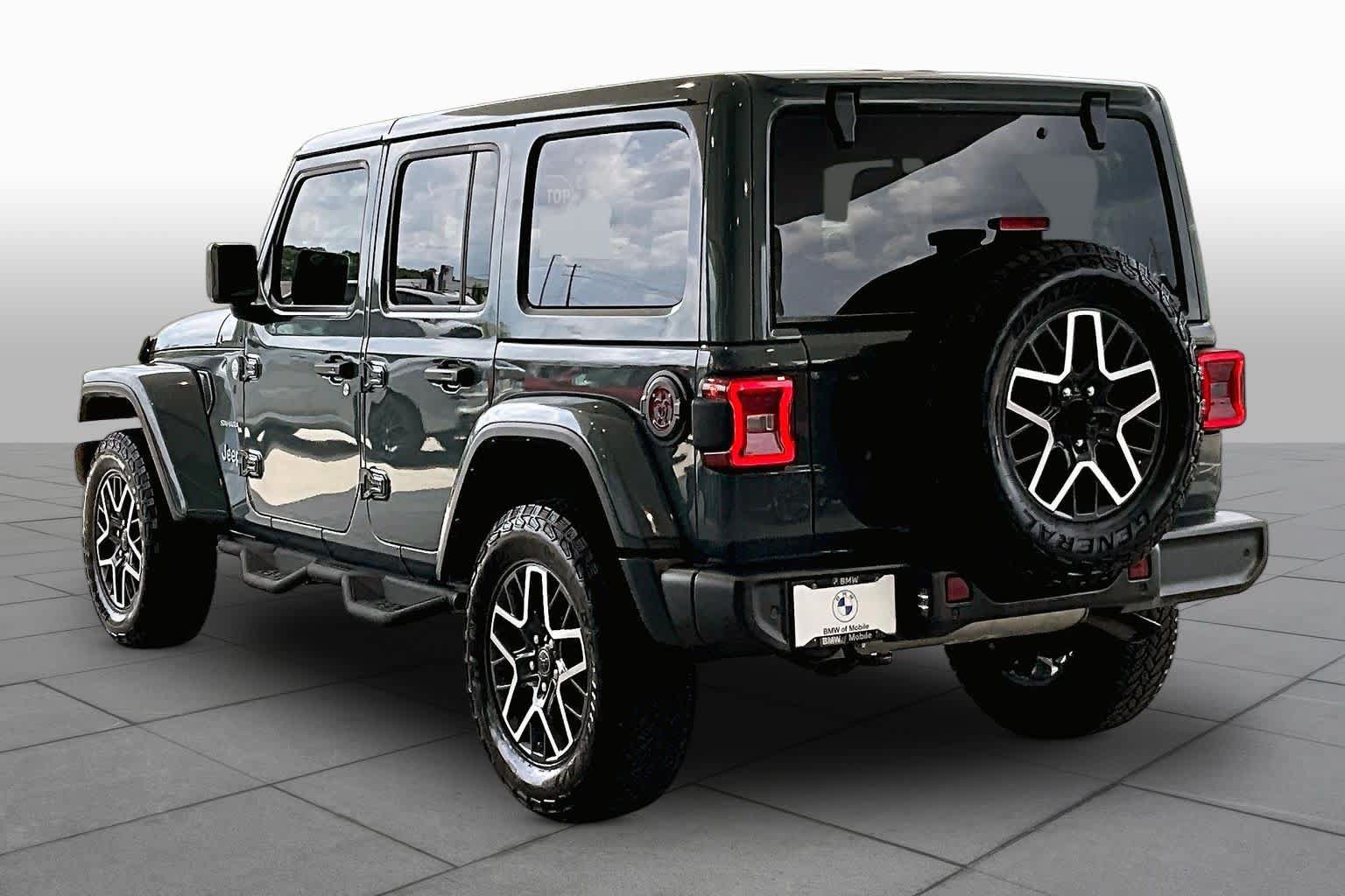Used 2024 Jeep Wrangler Unlimited Sahara w/ Safety Group AWD/4WD image 11