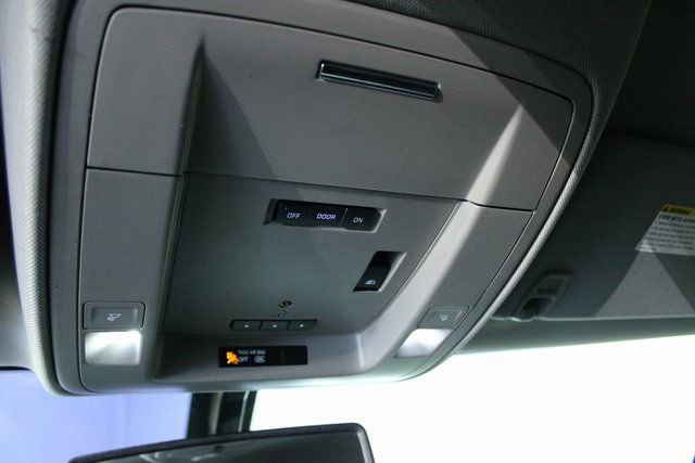 Used 2016 Chevrolet Silverado 1500 LTZ image 20