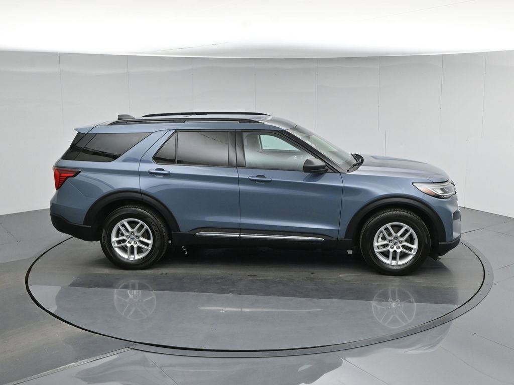Used 2025 Ford Explorer Active image 56