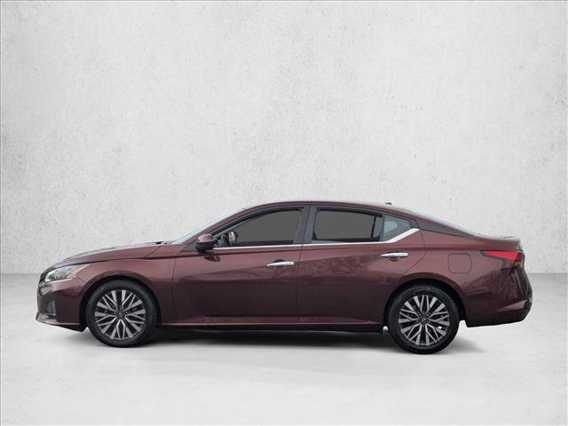 Used 2023 Nissan Altima 2.5 SV image 9
