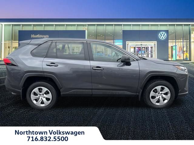 Used 2023 Toyota RAV4 LE image 2