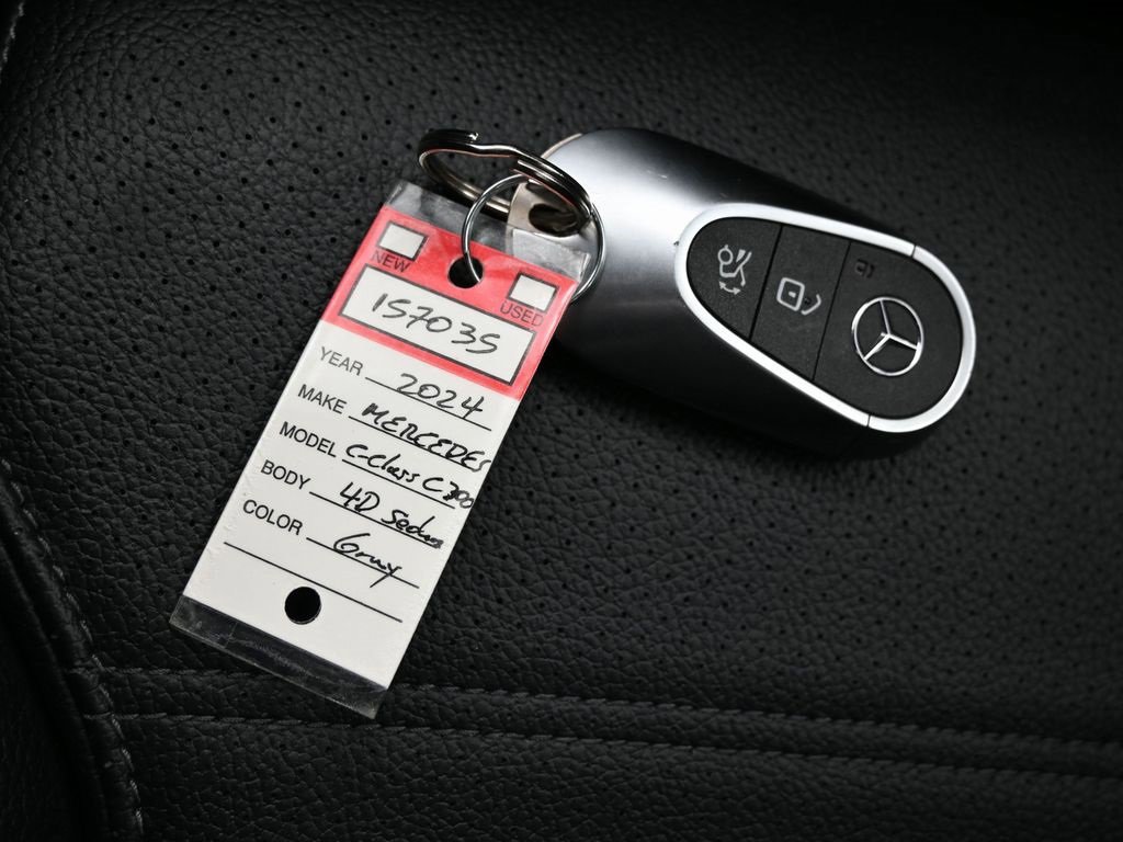 Used 2024 Mercedes-Benz C 300 4MATIC Sedan image 32