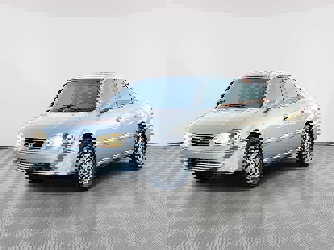 Used 2001 Toyota Camry LE image 1