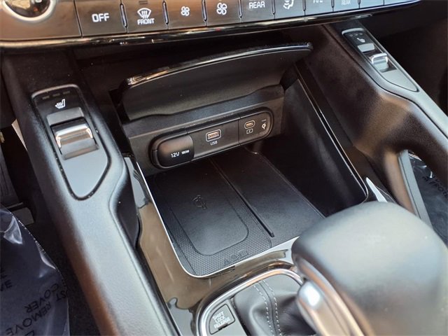 Used 2025 Kia Telluride S image 22