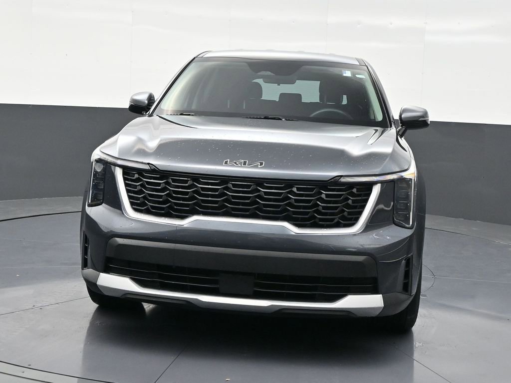 Used 2024 Kia Sorento LX image 8