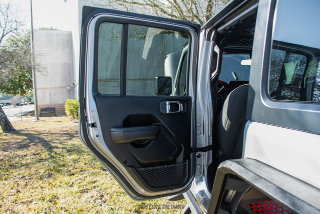 Used 2018 Jeep Wrangler Unlimited Sport S image 27