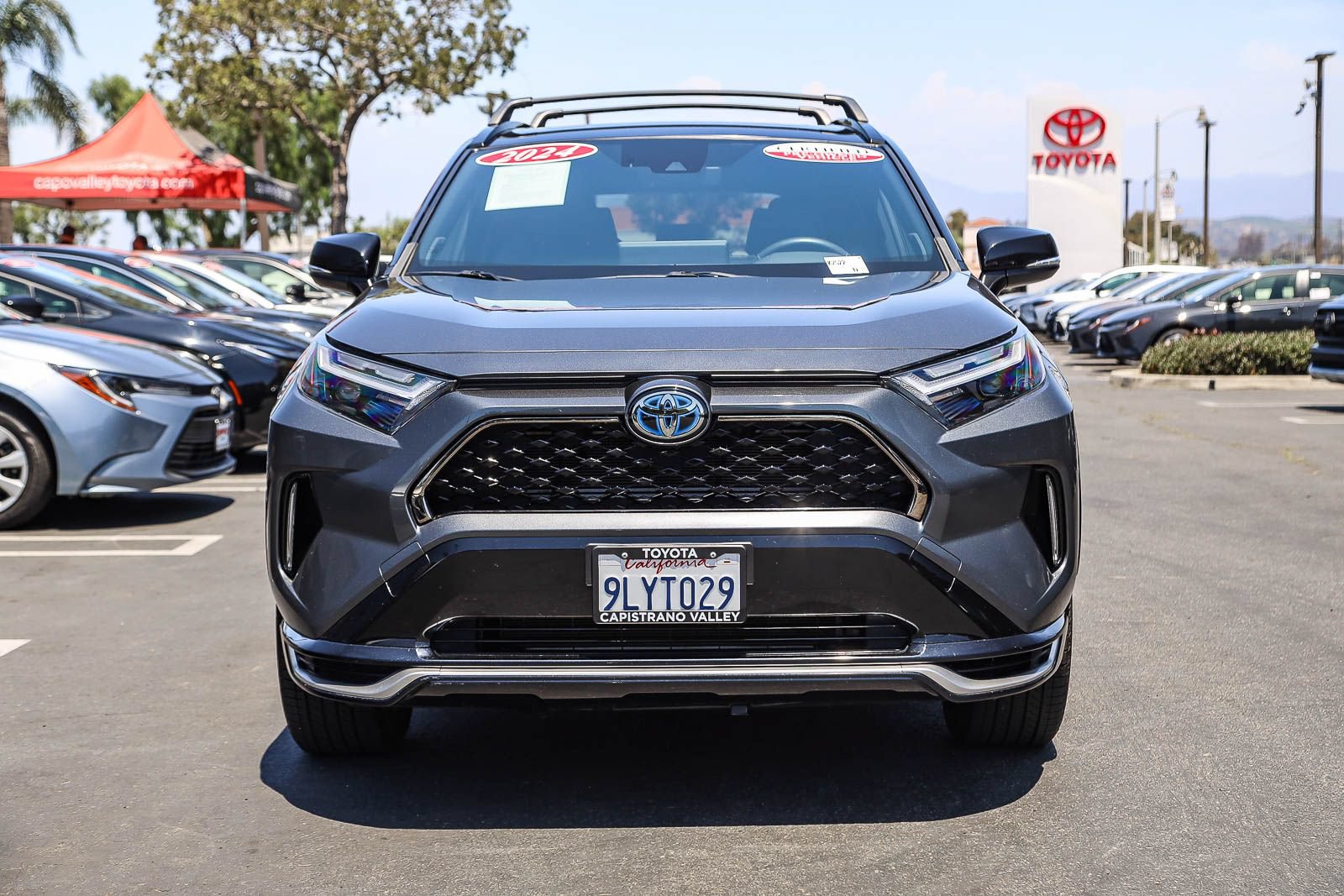 Certified 2024 Toyota RAV4 XSE w/ Weather Package AWD/4WD image 2