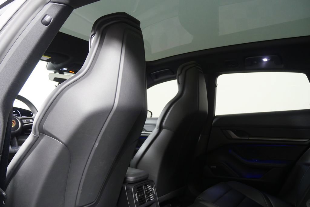 Used 2024 Porsche Taycan 4S AWD/4WD image 19