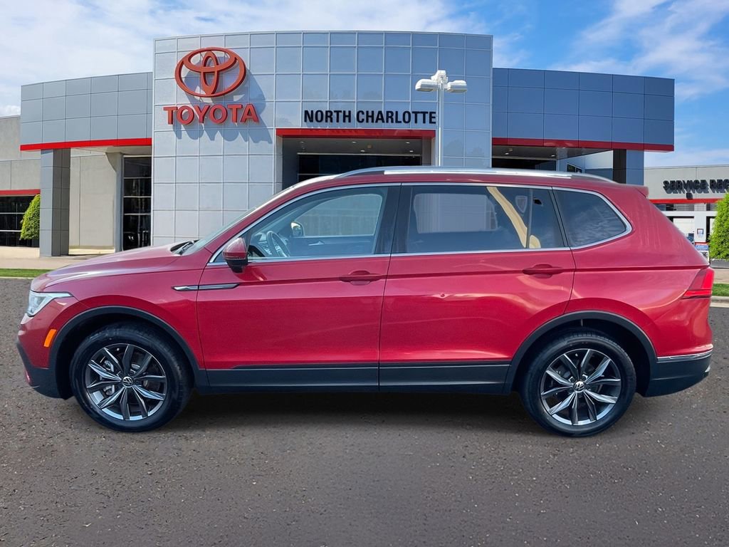 Used 2022 Volkswagen Tiguan SE image 7