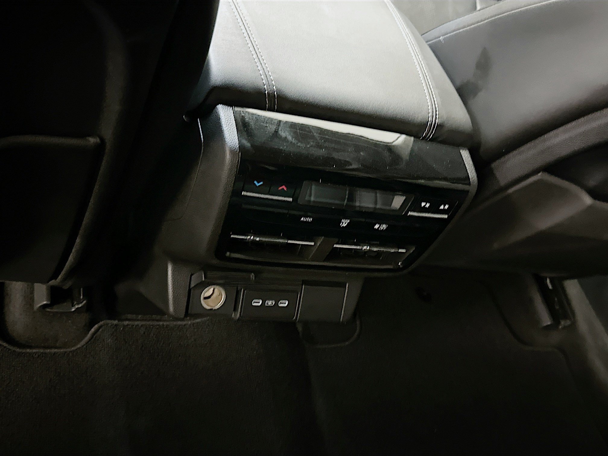 Used 2025 Acura MDX SH-AWD w/ Technology Package image 29