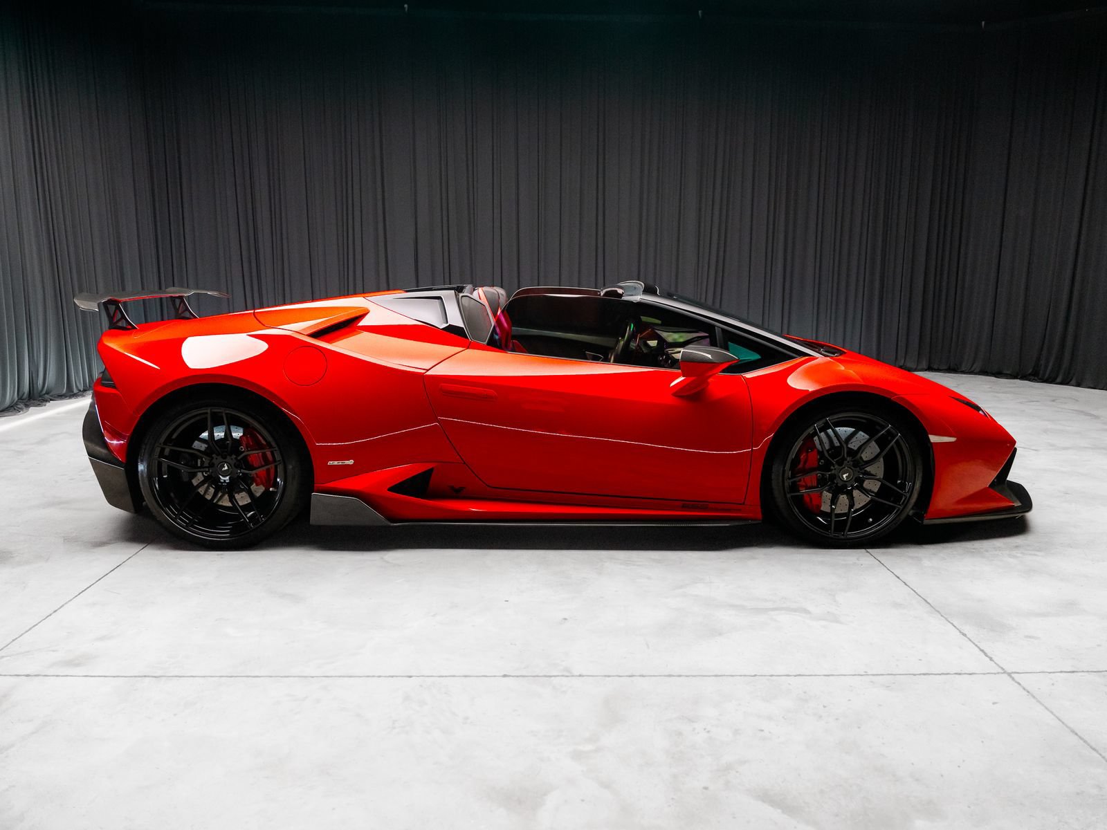 Used 2017 Lamborghini Huracan LP 610-4 AWD/4WD image 17