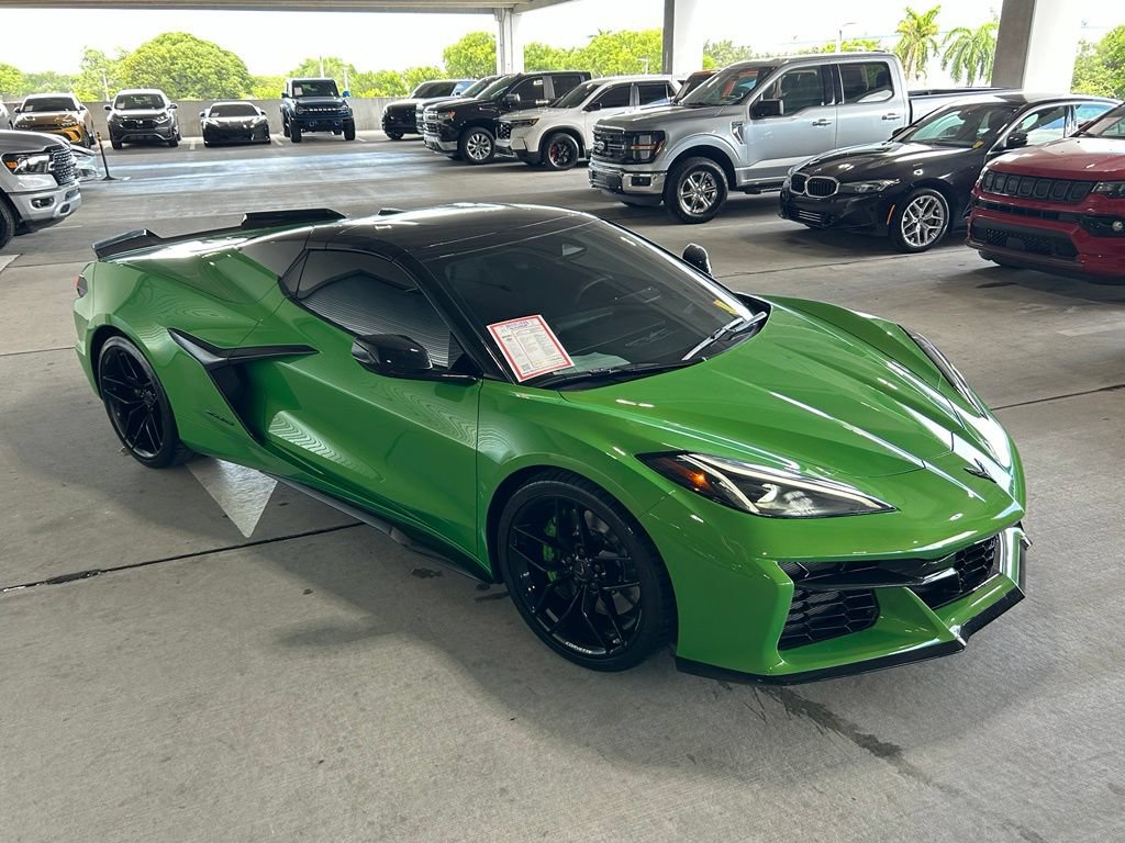 Used 2026 Chevrolet Corvette Z06 RWD image 14