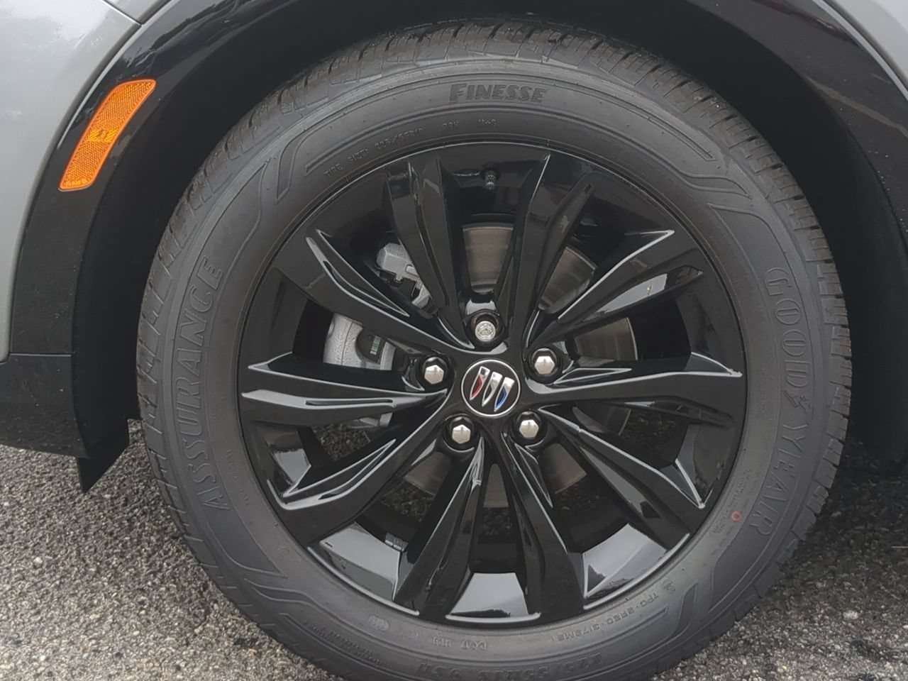 New 2026 Buick Envista Sport Touring w/ Convenience I Package FWD image 34