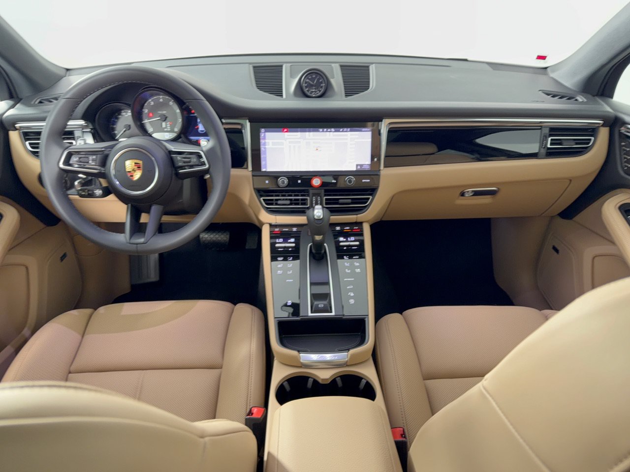 New 2026 Porsche Macan AWD/4WD image 17