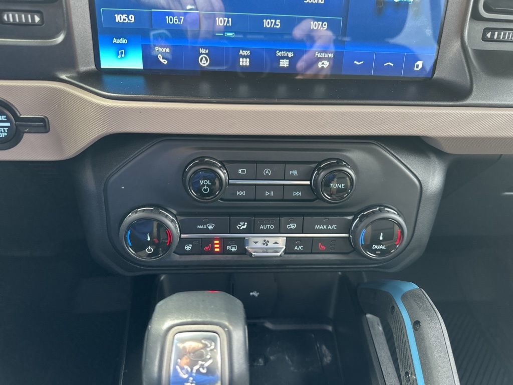 Used 2022 Ford Bronco Wildtrak image 4