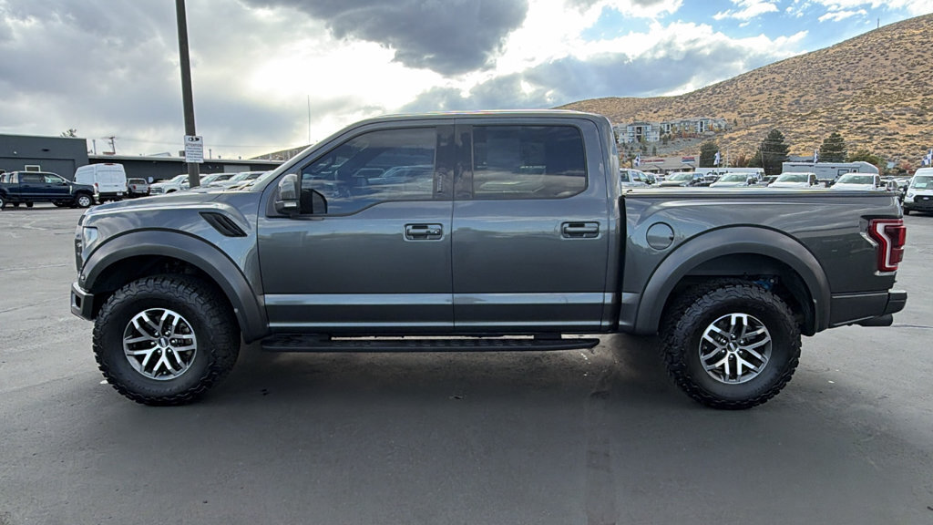 Used 2018 Ford F150 Raptor w/ Equipment Group 802A Luxury AWD/4WD image 6