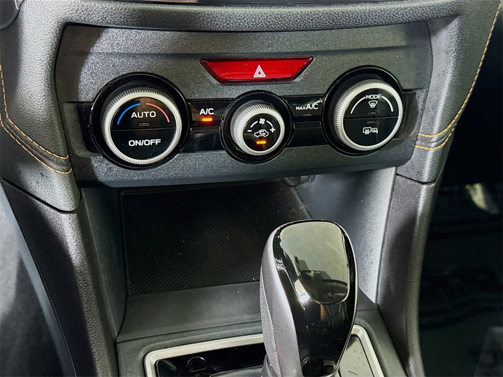 Used 2022 Subaru Crosstrek 2.5i Limited w/ Moonroof Package 2 image 10