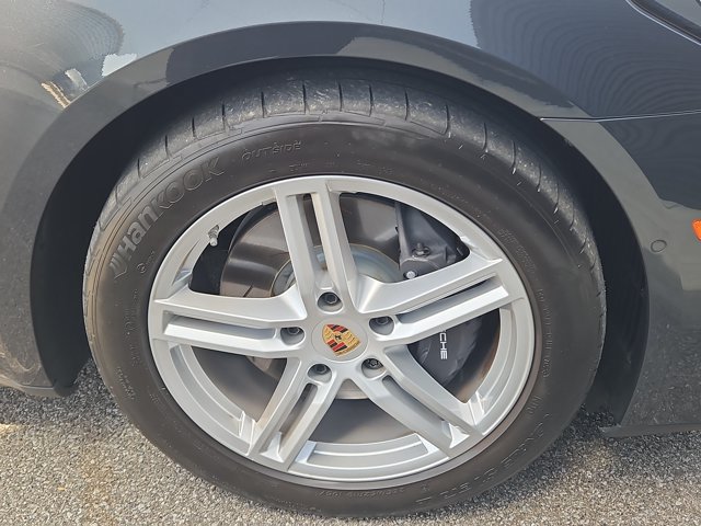 Certified 2024 Porsche Panamera 4 AWD/4WD image 14