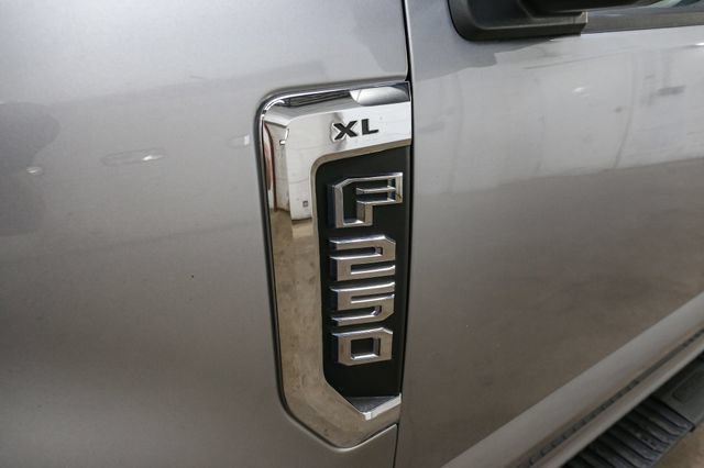 Used 2021 Ford F250 XL w/ Power Equipment Group AWD/4WD image 7