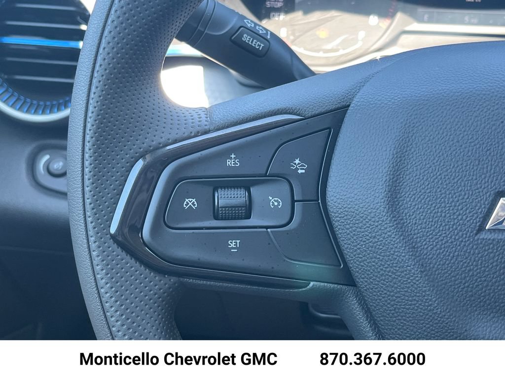 New 2026 Chevrolet Trax LS w/ LS Convenience Package FWD image 15