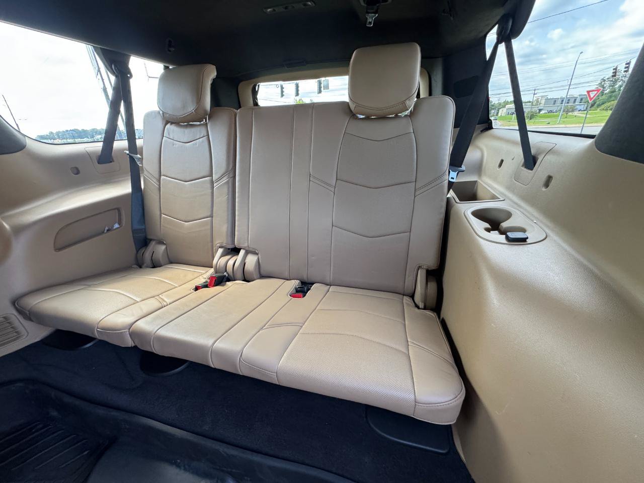 Used 2020 Cadillac Escalade ESV Platinum AWD/4WD image 31