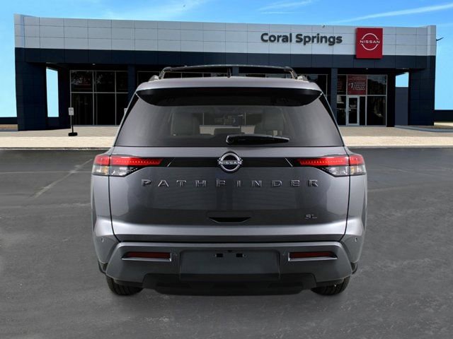 New 2026 Nissan Pathfinder SL image 4