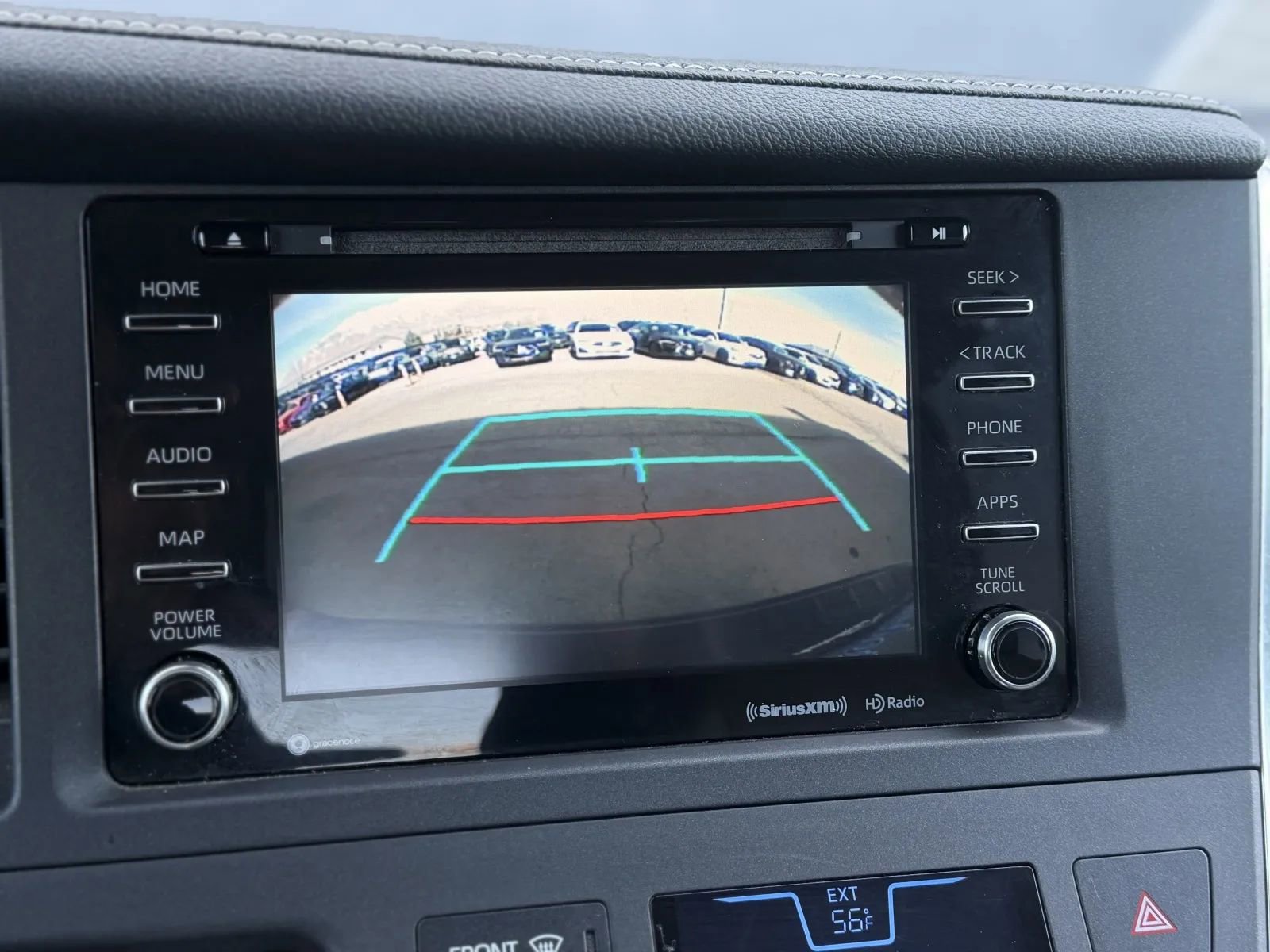 Used 2019 Toyota Sienna XLE FWD image 40