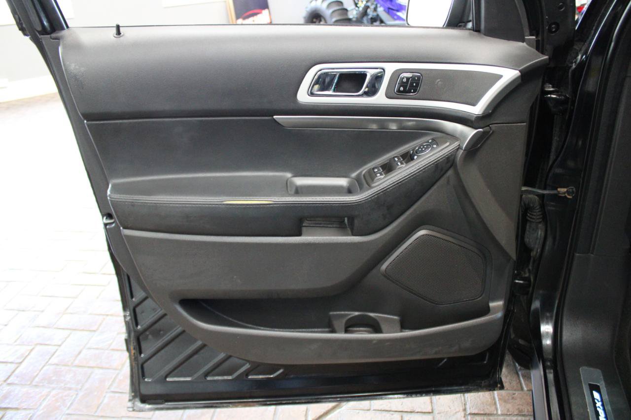 Used 2014 Ford Explorer Sport w/ Equipment Group 401A AWD/4WD image 13