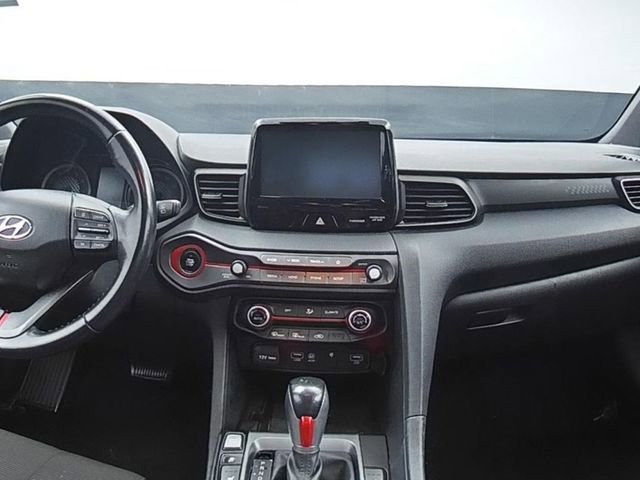 Used 2020 Hyundai Veloster 2.0 Premium image 16