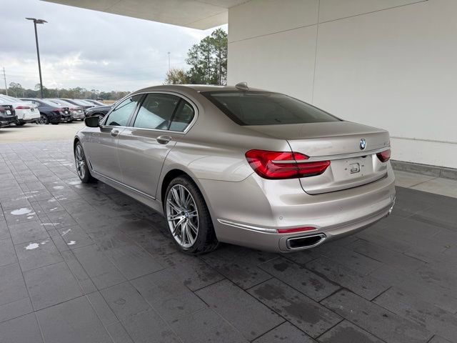 Used 2019 BMW 740i w/ Executive Package image 9