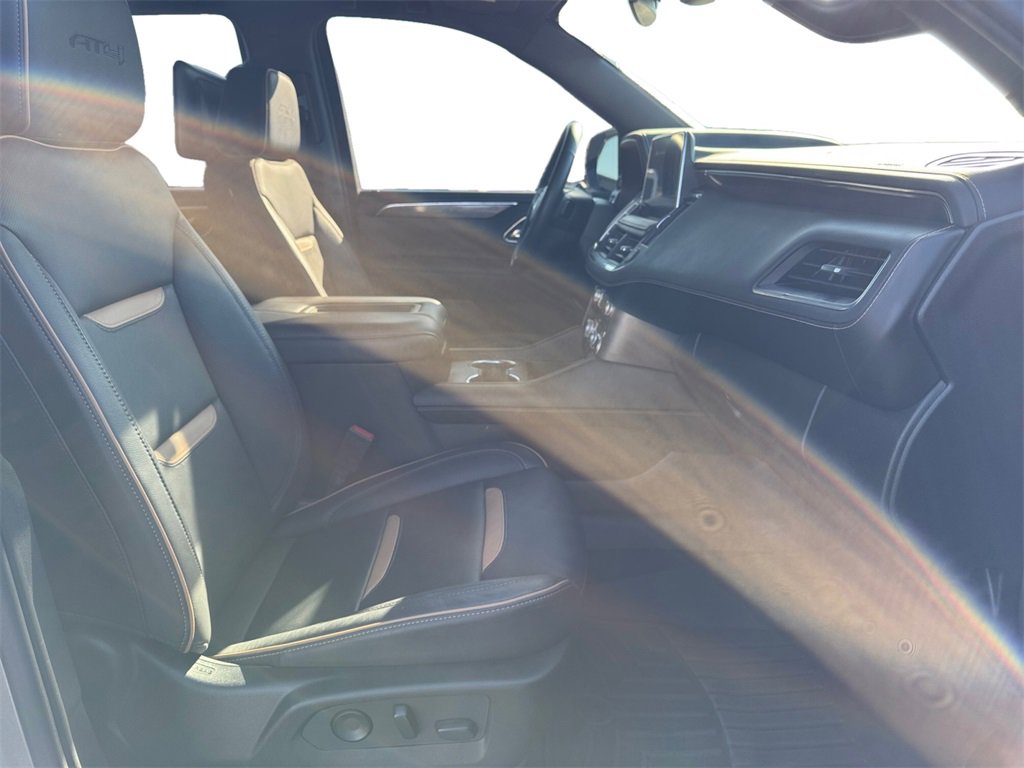Used 2023 GMC Yukon AT4 w/ AT4 Premium Package image 15