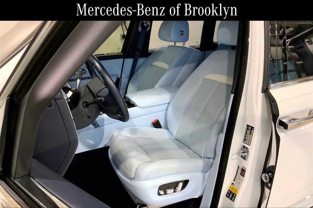 Used 2022 Rolls-Royce Cullinan w/ Cullinan Package AWD/4WD image 7