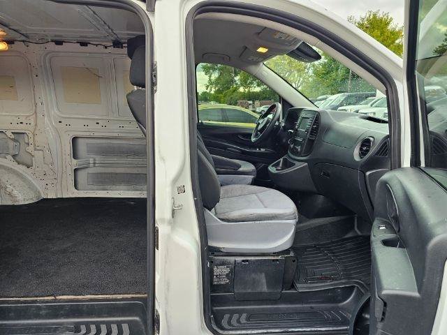 Used 2016 Mercedes-Benz Metris image 22