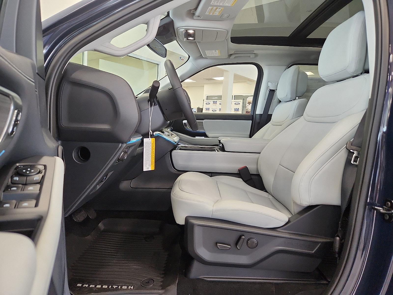 New 2027 Ford Expedition Max Platinum AWD/4WD image 10