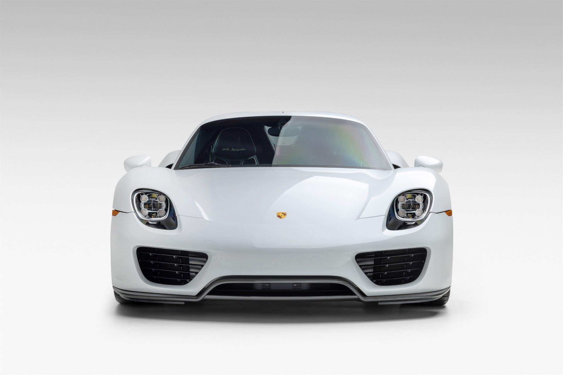 Used 2015 Porsche 918 Spyder AWD/4WD image 3