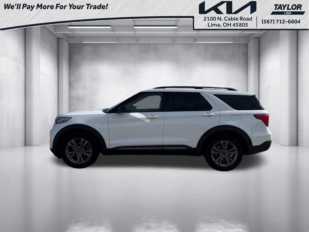 Used 2021 Ford Explorer XLT w/ Equipment Group 202A AWD/4WD image 16