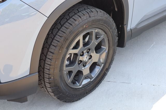 New 2026 Honda Pilot TrailSport image 2