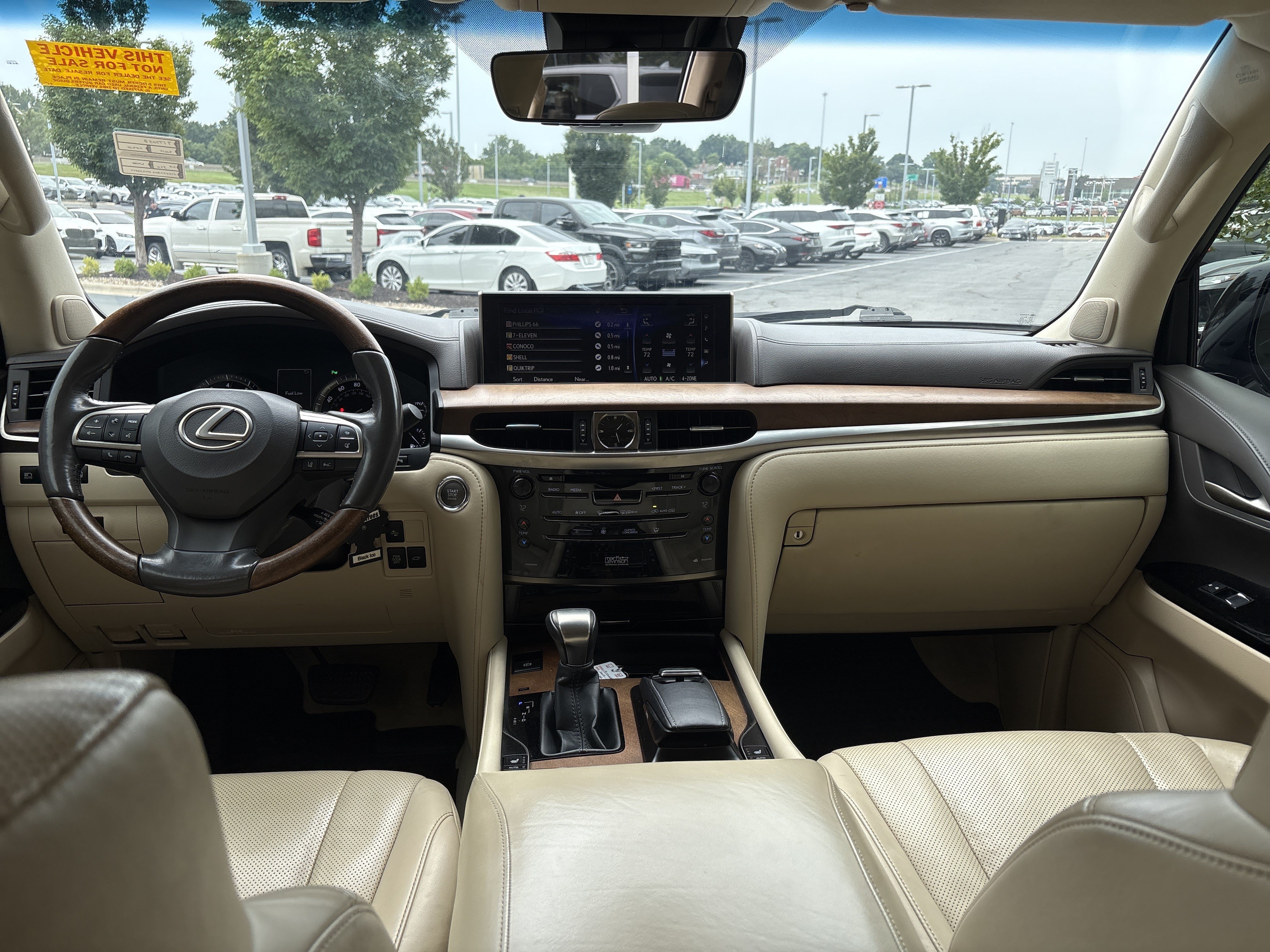 Used 2017 Lexus LX 570 4WD w/ Luxury Package image 29