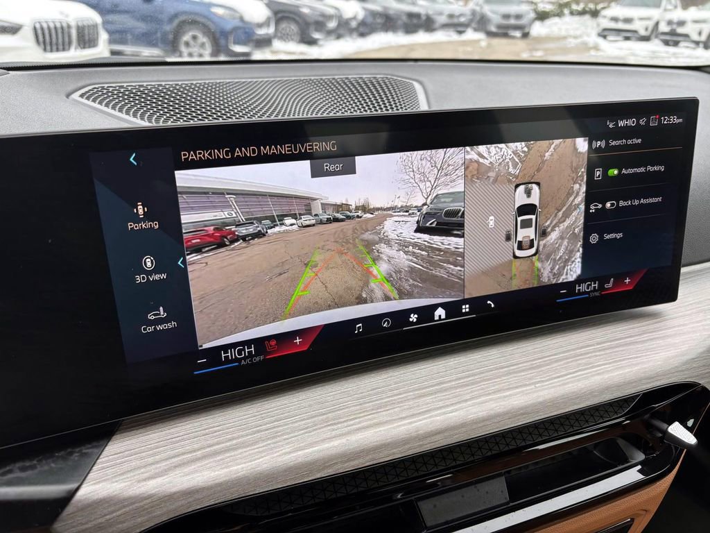 Certified 2025 BMW 330i xDrive Sedan w/ Premium Package image 21