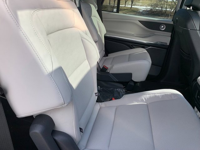 New 2026 Lincoln Navigator Reserve image 20