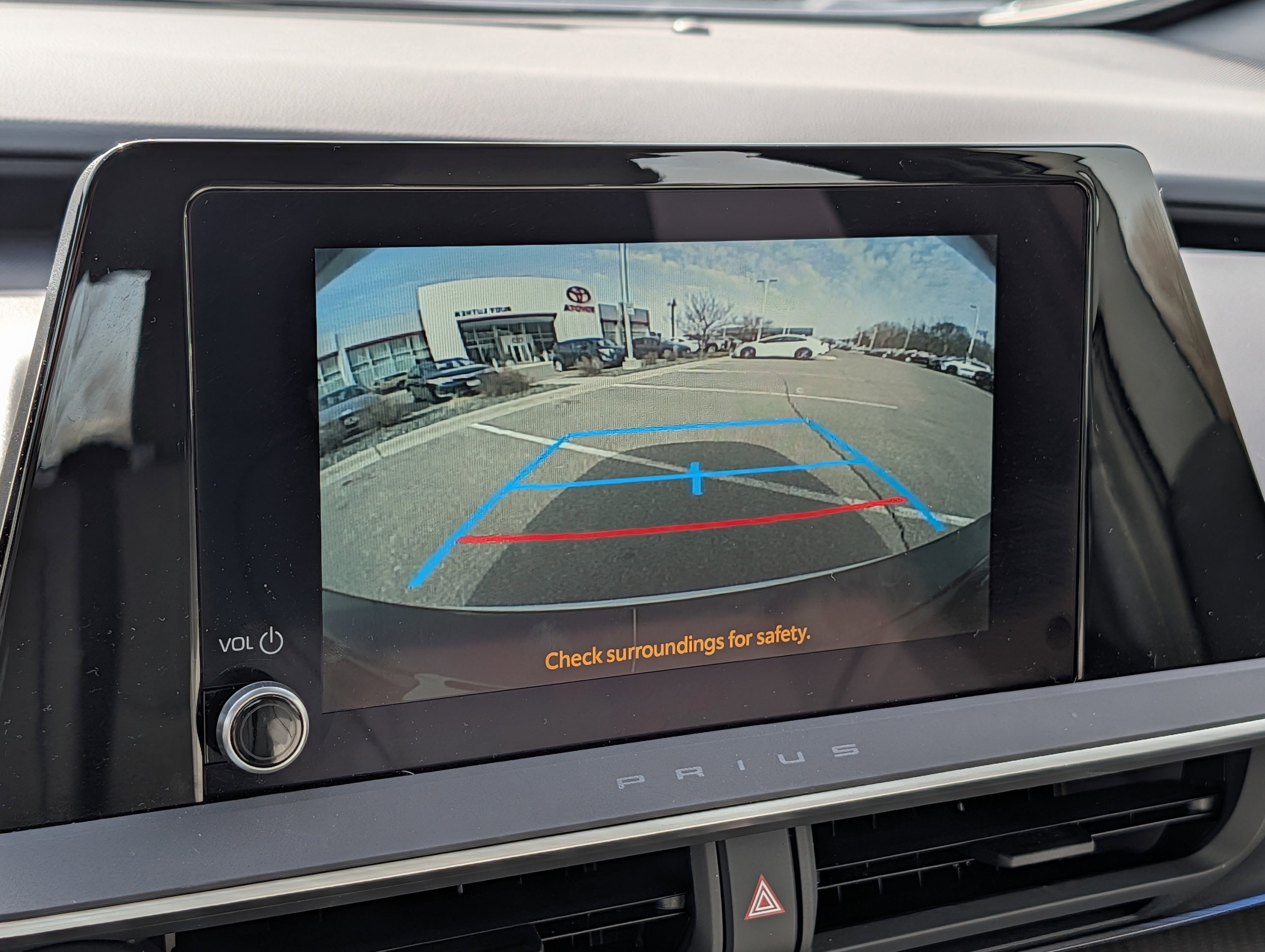 Used 2024 Toyota Prius XLE image 27