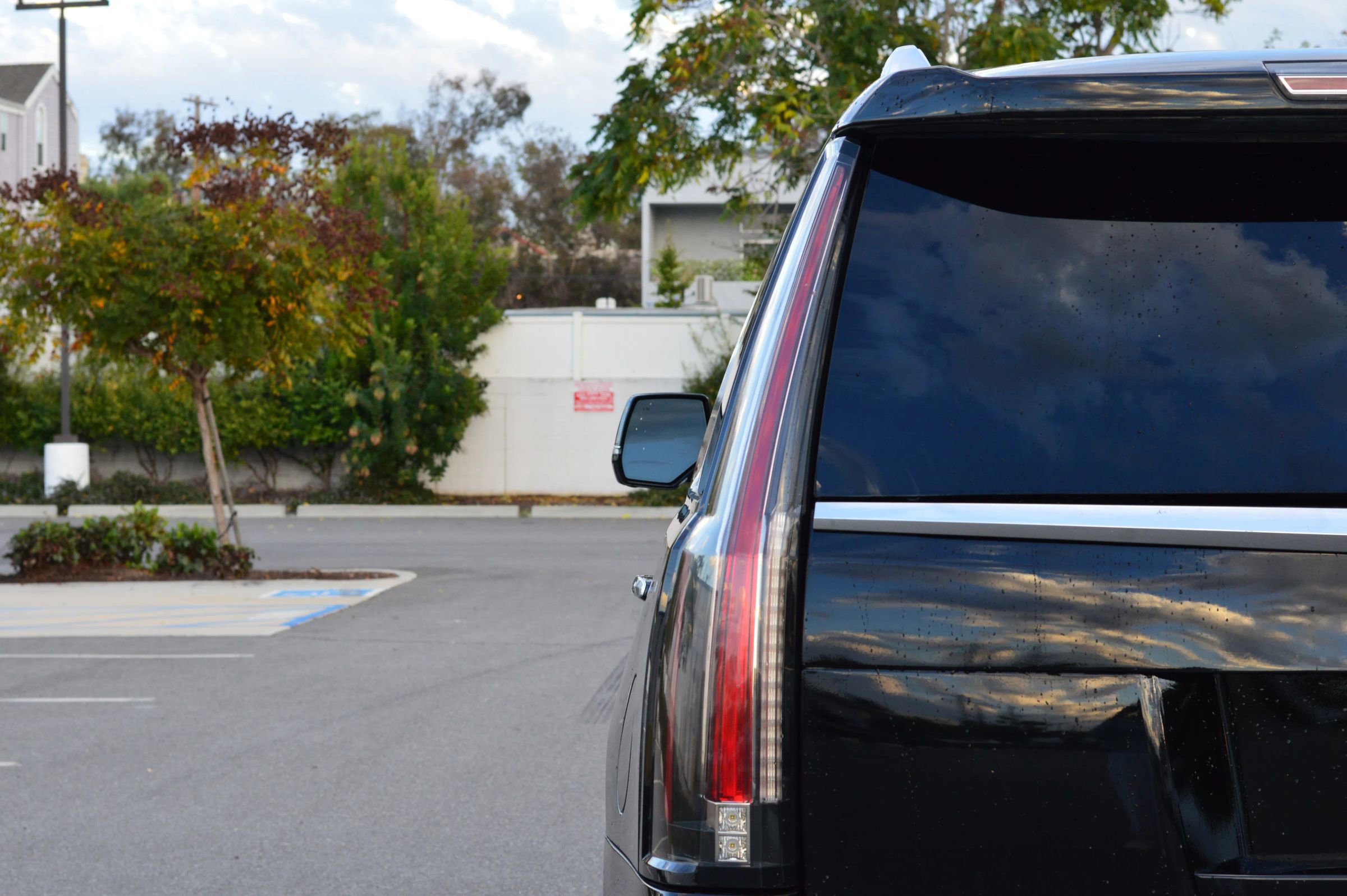 Used 2017 Cadillac Escalade Premium Luxury image 15