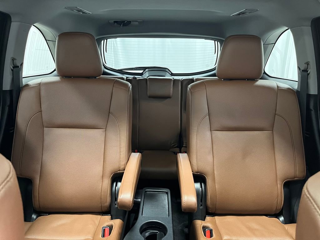 Used 2019 Toyota Highlander Limited AWD/4WD image 37