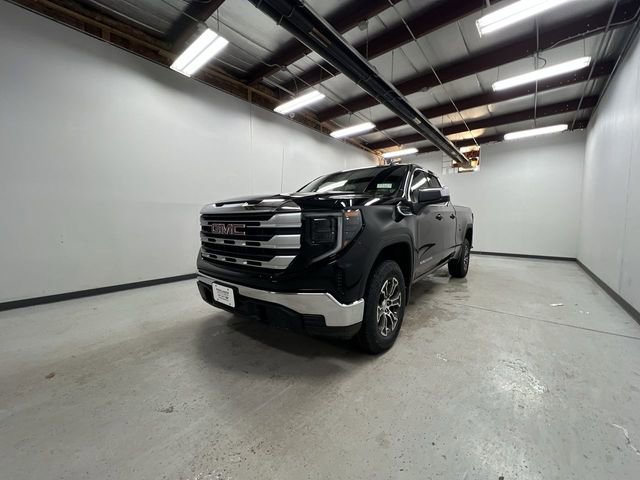 New 2026 GMC Sierra 1500 SLE image 4