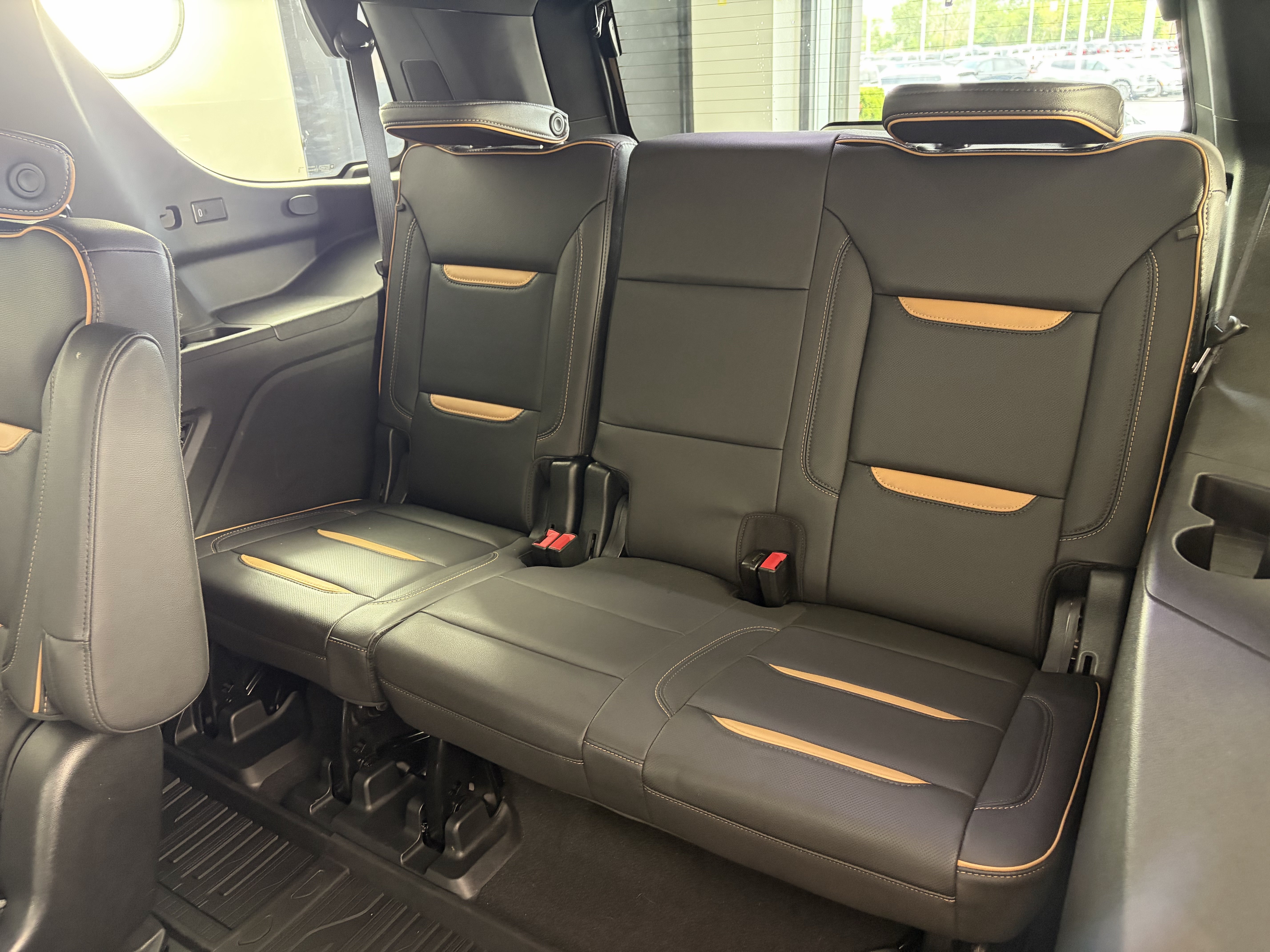 Used 2023 GMC Yukon AT4 w/ LPO, Floor Liner Package AWD/4WD image 7