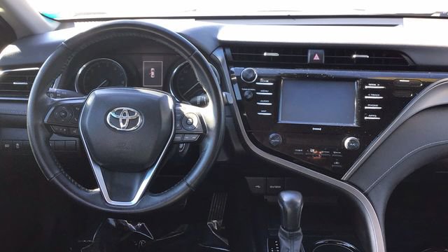Used 2020 Toyota Camry SE image 19