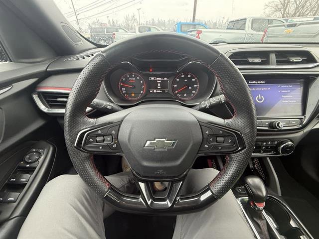 Used 2023 Chevrolet TrailBlazer RS w/ Sun and Liftgate Package image 34