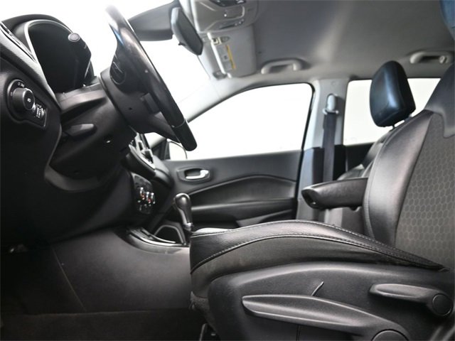 Used 2018 Jeep Compass Altitude image 16